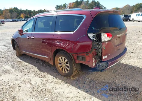 2018 Chrysler Pacifica Touring L из США, поврежденный, VIN 2C4RC1BG3JR120073